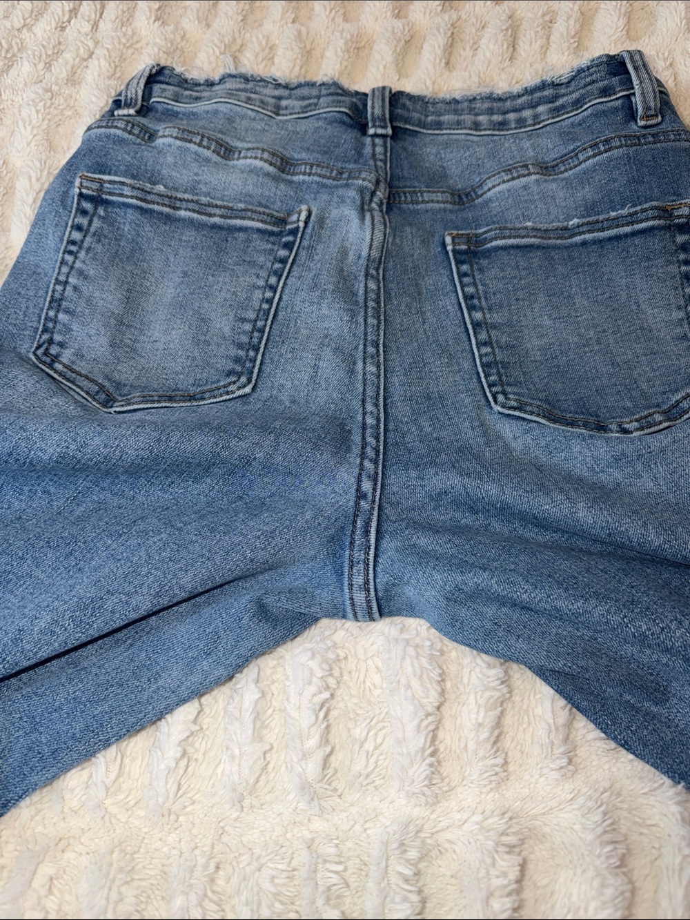 bridge by gly Distressed Bell Bottom Jeans with design 30x29 - Picture 16 of 16